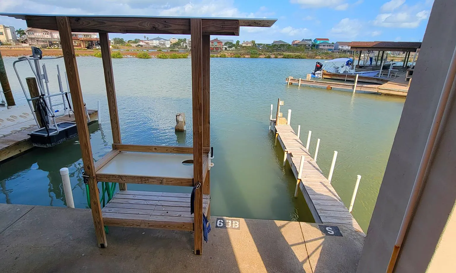 2 bed, 935 sqft, $1,995 — Photo 3