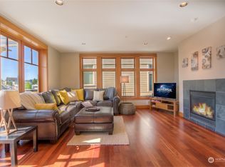 232 A St #R3, Friday Harbor, WA 98250