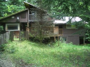 222 Paradise Dr, Ashford, WA 98304