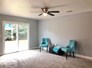 7545 Tamoshanter Way, Sacramento, CA 95822