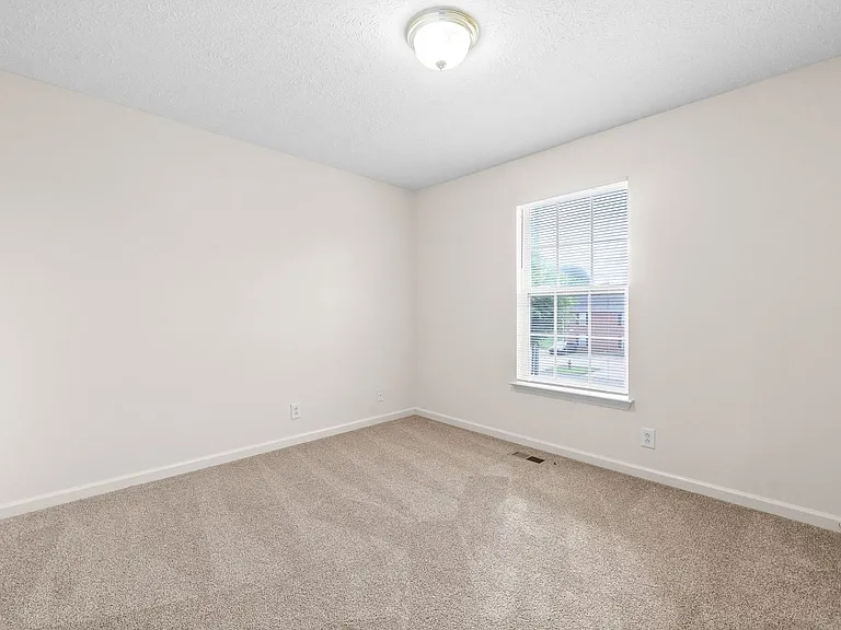 Jockey Drive - 3838 — Photo 18