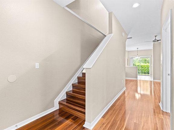 3rd image of 2020 Greenwood Valley Dr