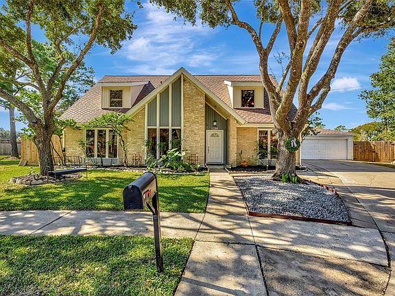 3rd image of 9802 Sagecourt Drive