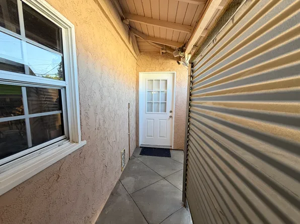 713 N Hagar St, San Fernando, CA 91340