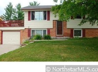 2737 16th St NW, New Brighton, MN 55112