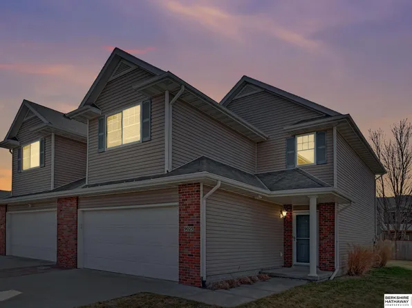 9023 Leighton Ave, Lincoln, NE 68507