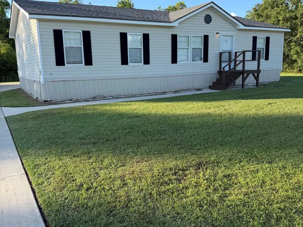 1020 Weeping Willow Dr, Breaux Bridge, LA 70517