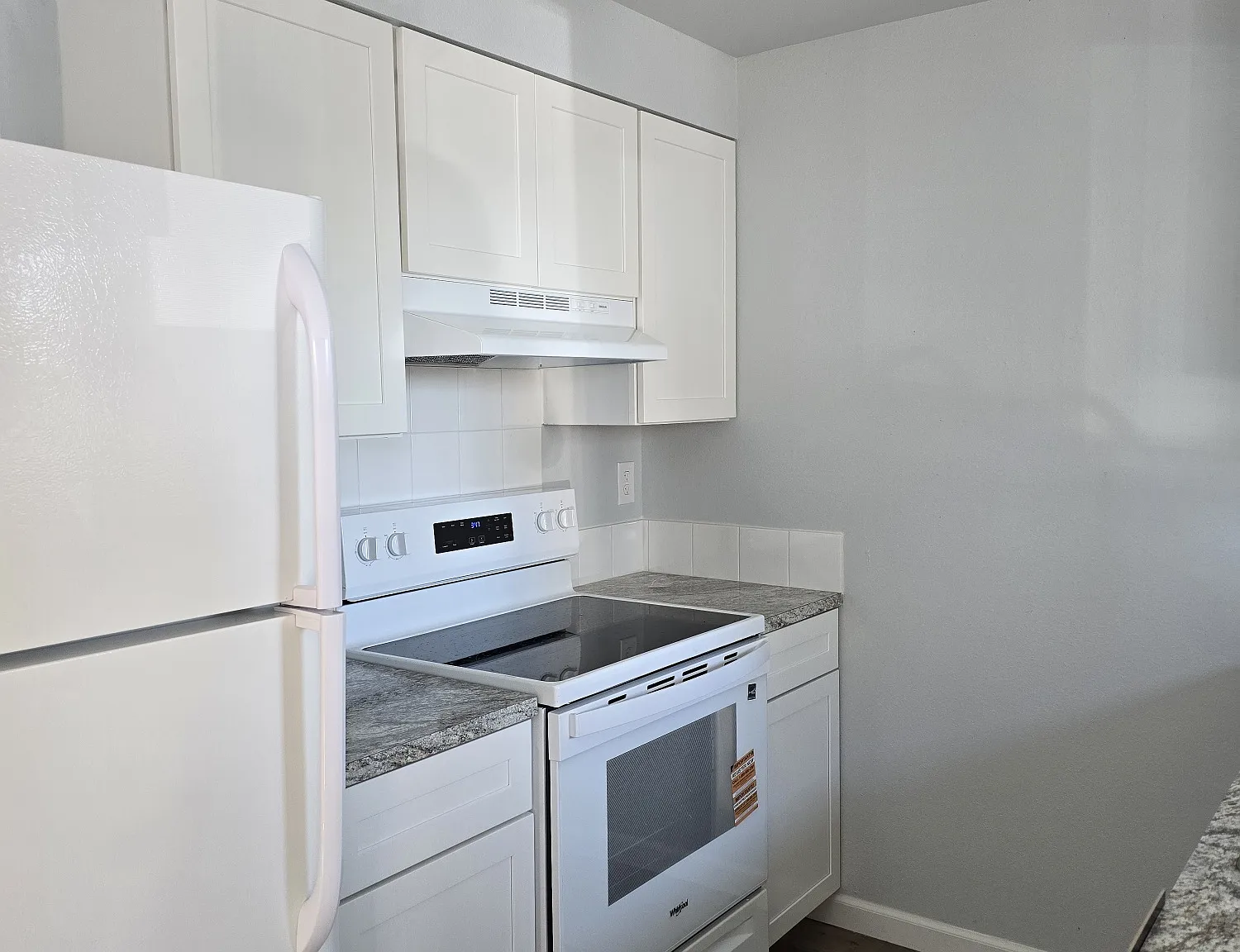 2 bed, 1.5 bath, 1000 sqft, $2,200 — Photo 1