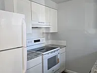 553 NW 4th St