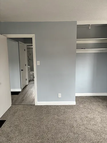 104 Waverly Ave Photo 1