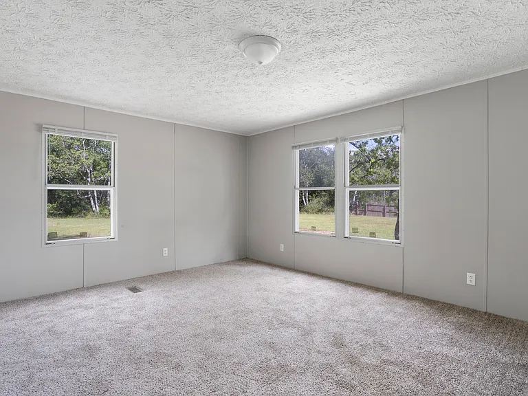 11612 Independence Rd — Photo 9