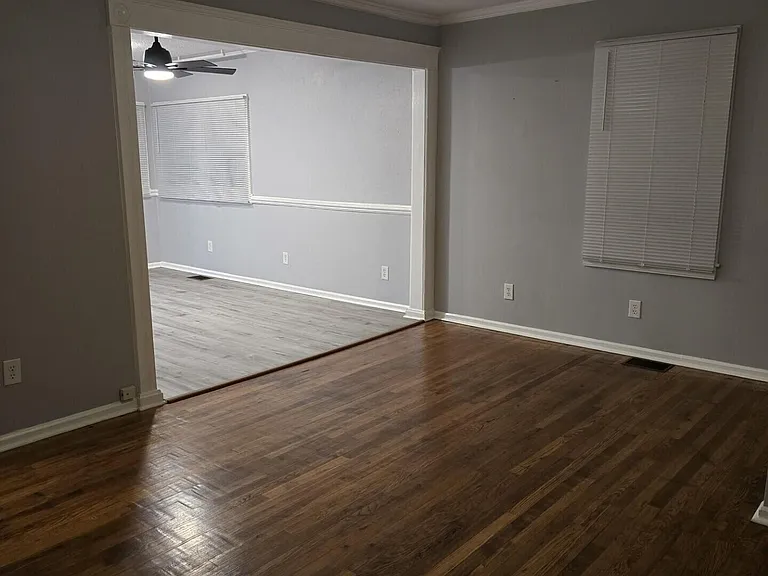 204 S Robbins Ct — Photo 8