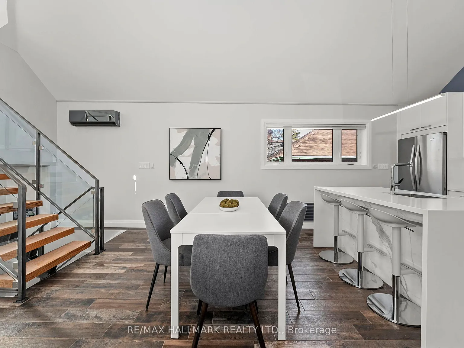 2 bed, $3,900 — Photo 3