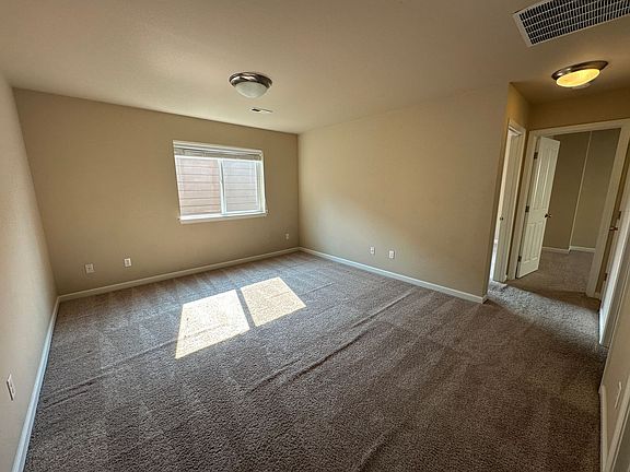 5th image of 7613 Columbia Way NE