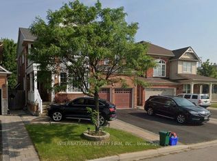 75 Bulmer Cres #Basement, Newmarket, ON L3X 3K1