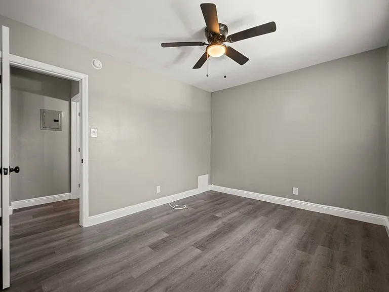 4018 & 4024 S Gelber Pl — Photo 17
