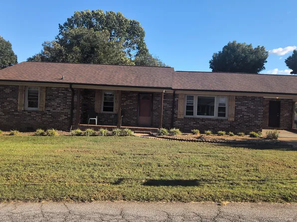 201 Acorn Dr, Greer, SC 29651