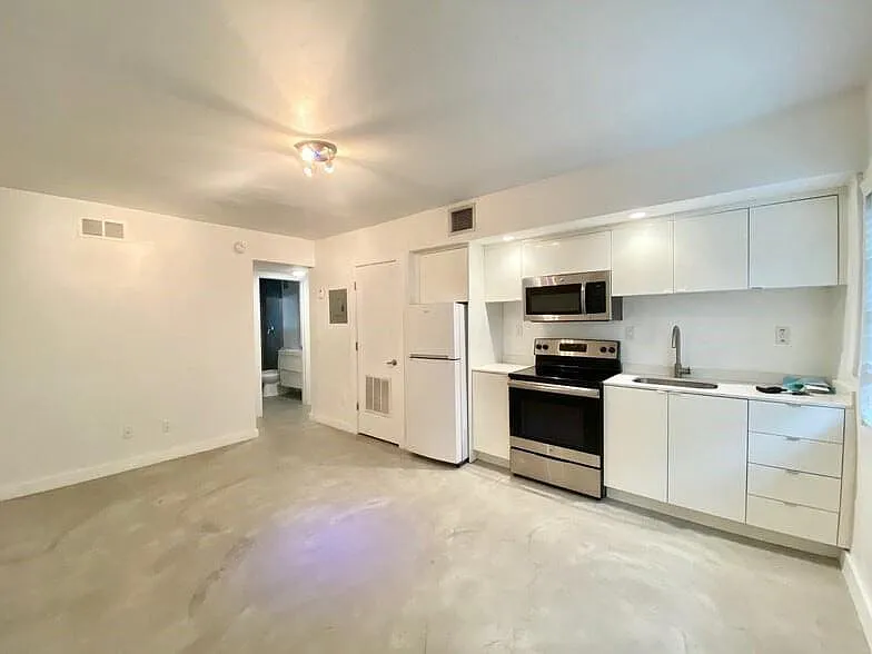 1 bed, 500 sqft, $1,690 — Photo 2