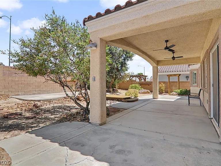 4516 Sea Dream Ave — Photo 41
