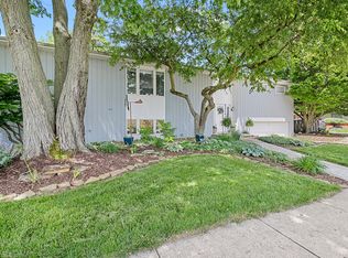 1917 Moraine Dr, Champaign, IL