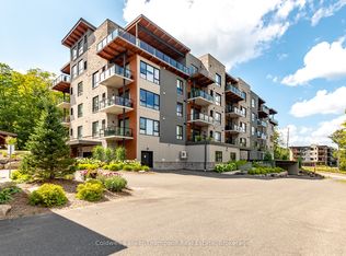 18 Campus Trl #207, Huntsville, ON P1H0G1