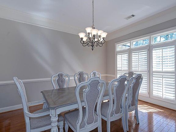 3rd image of 1205 Leaf Brook Dr