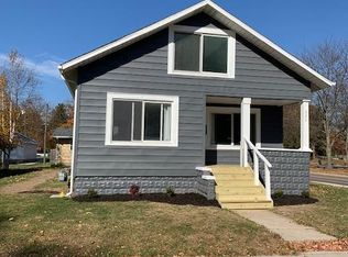 824 Center St, Findlay, OH 45840