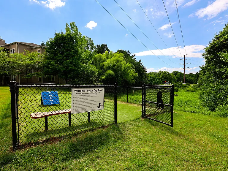 Stonehaven Apartments — Photo 37