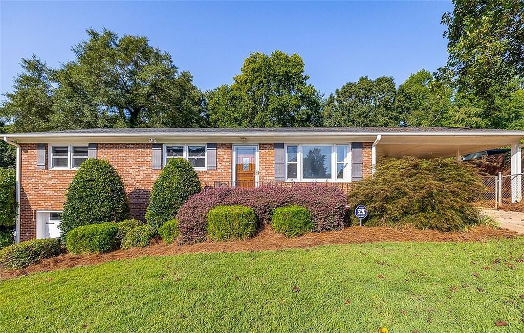 6 Harbor Dr, Greenville, SC 29611 MLS 20266129 Zillow