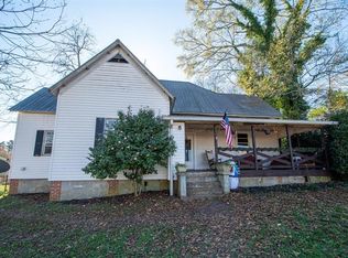 95 Hood St, Commerce, GA 30529