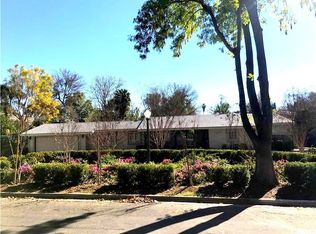 1304 Muirfield Rd, Riverside, CA 92506