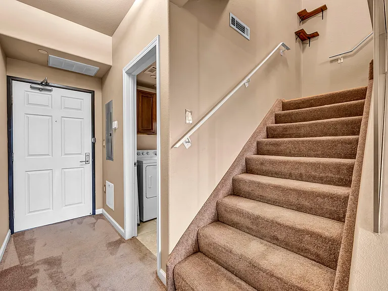 200 W 2nd St #412 — Photo 7
