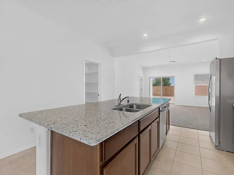280 Prism Ave SW — Photo 9