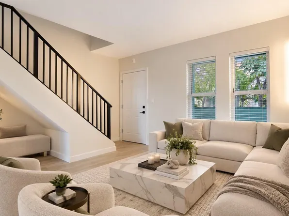 701 S Royal Poinciana Blvd APT 13, Miami Springs, FL 33166