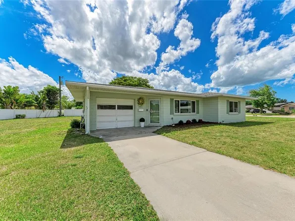 2811 33rd Ave W, Bradenton, FL 34205