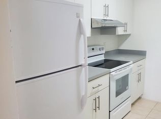 6015 SW 33rd St #201, Hollywood, FL 33023