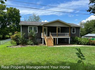 9233 Snow Hill Rd, Ooltewah, TN 37363