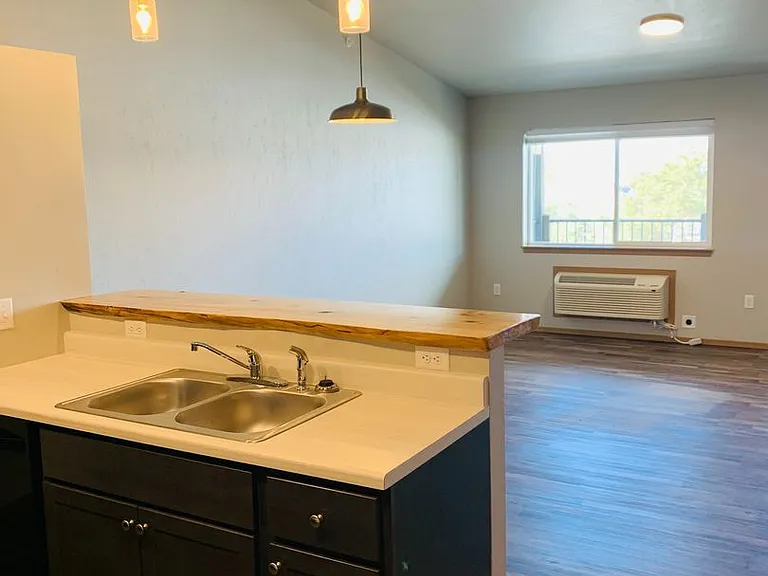 1520 Scott St — Photo 18