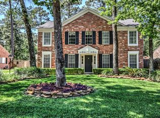 202 Sandpebble Dr, The Woodlands, TX 77381