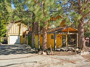 1159 Canyon Dr, Fawnskin, CA 92333