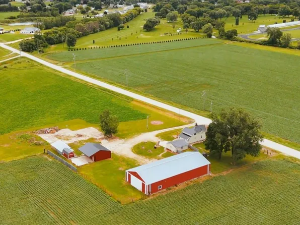 3257 132nd St, Sumner, IA 50674
