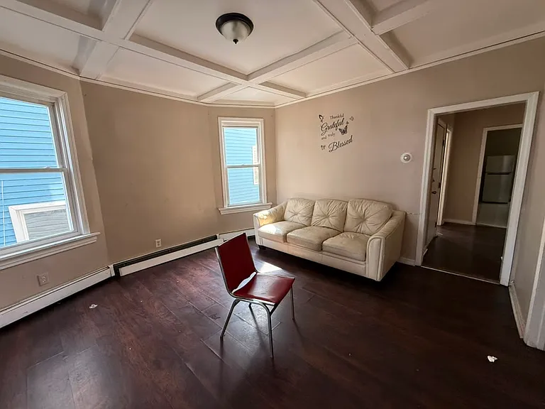 1063 Grove St #2 — Photo 7