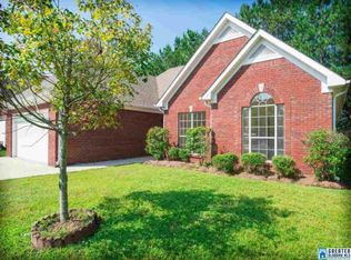 805 Daventry Ln, Calera, AL 35040