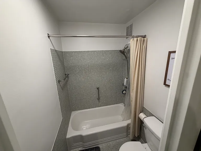 2400 N Lakeview Ave #709 — Photo 26