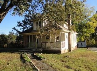 2702 Central Ave, High Point, NC 27260