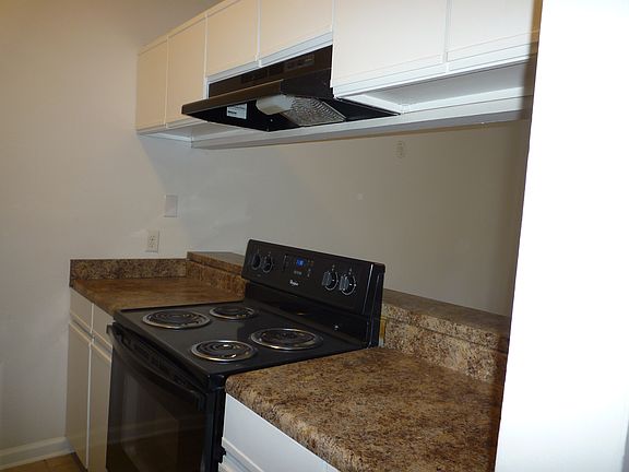 5th image of 2300 Continental Ave