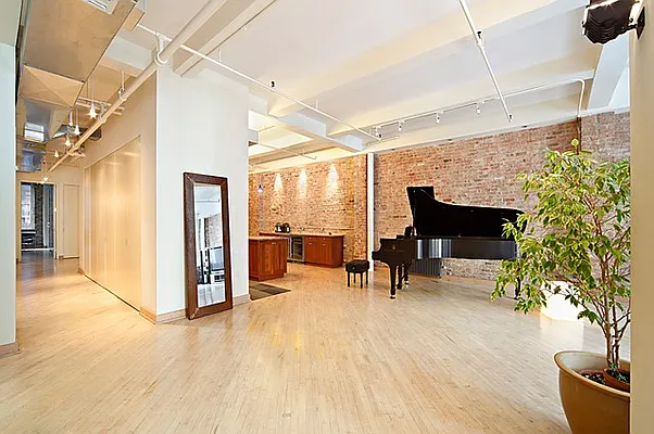 Sold by CORE | media 14