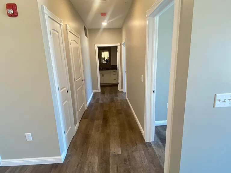19 Main St #20 — Photo 10