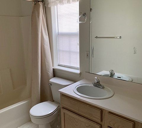 4th image of 4209 S 205th East Ave
