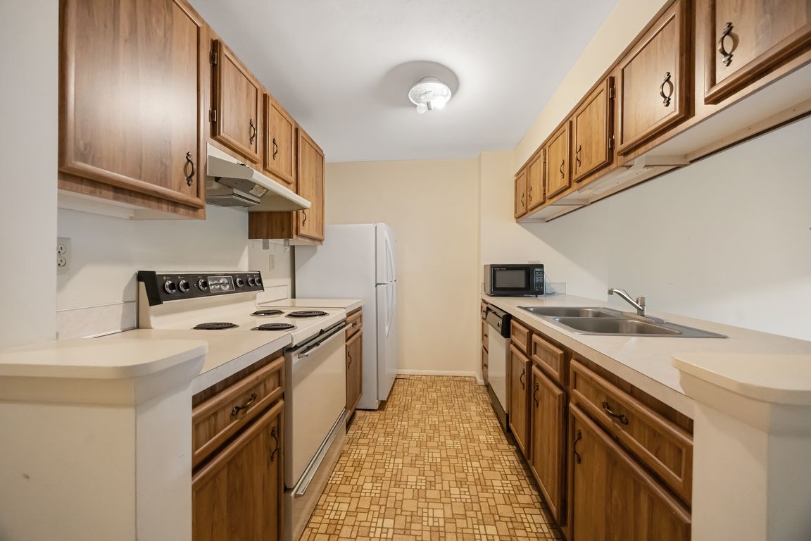 next background image